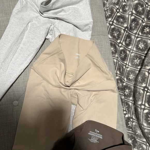 TNA leggings bundle of three - Picture 2 of 3